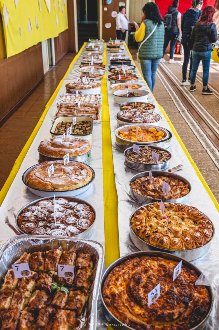  Фестивалът на баницата събра стотици кулинарни майстори 